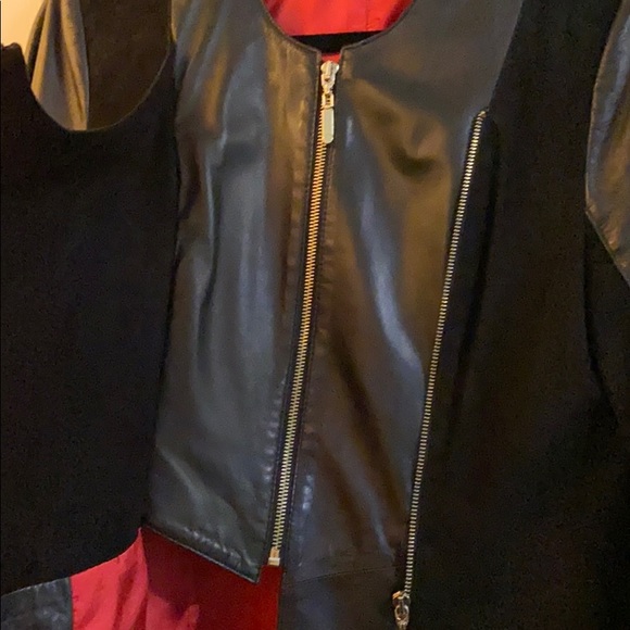 Womens coat - Picture 6 of 7